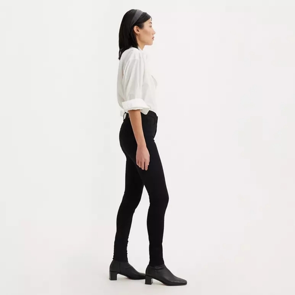 Levi's 720 High-Rise Super Skinny Jeans - Picture 5 of 6